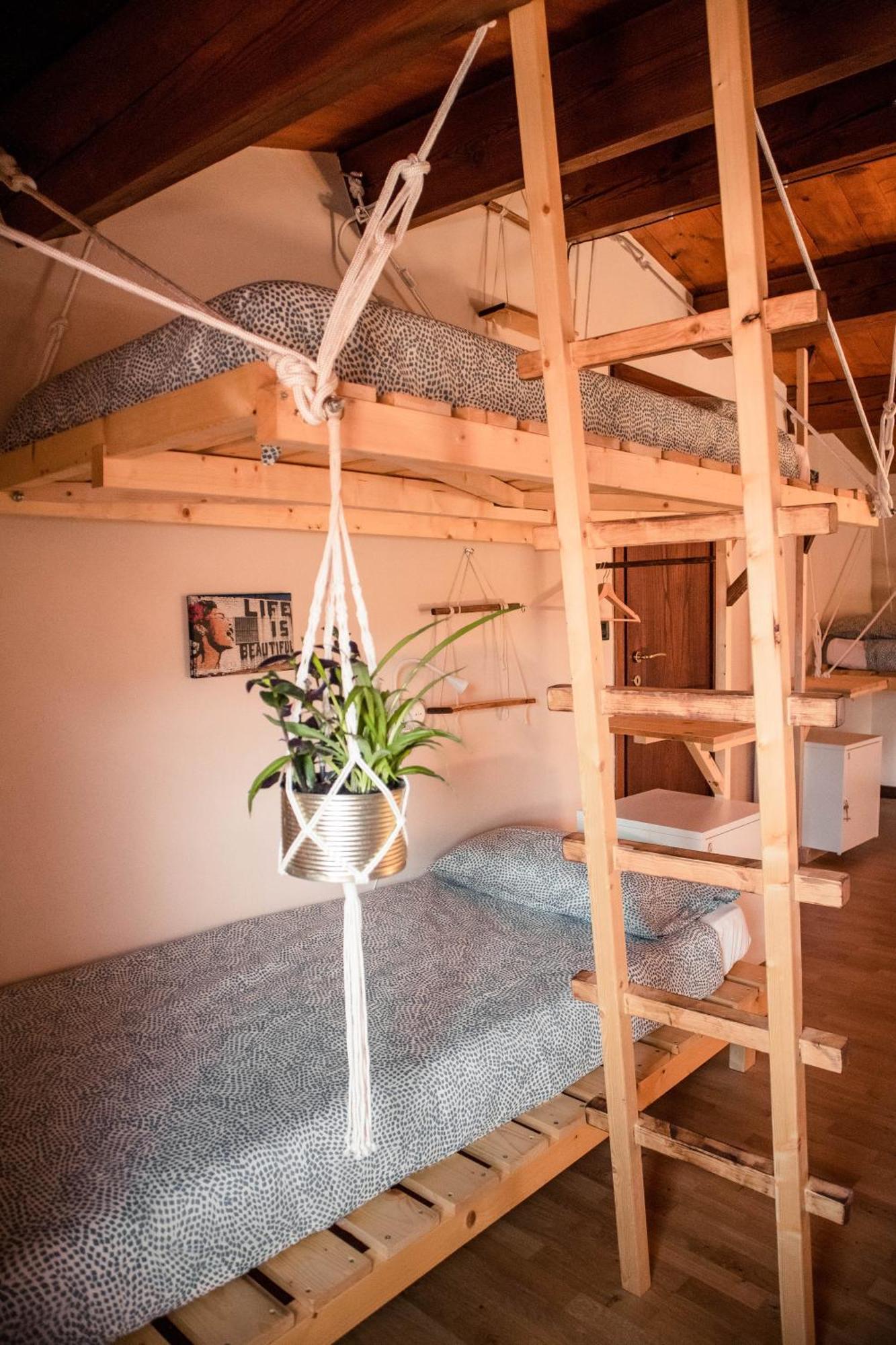 Social Garden - Sharing Room Calci Luaran gambar